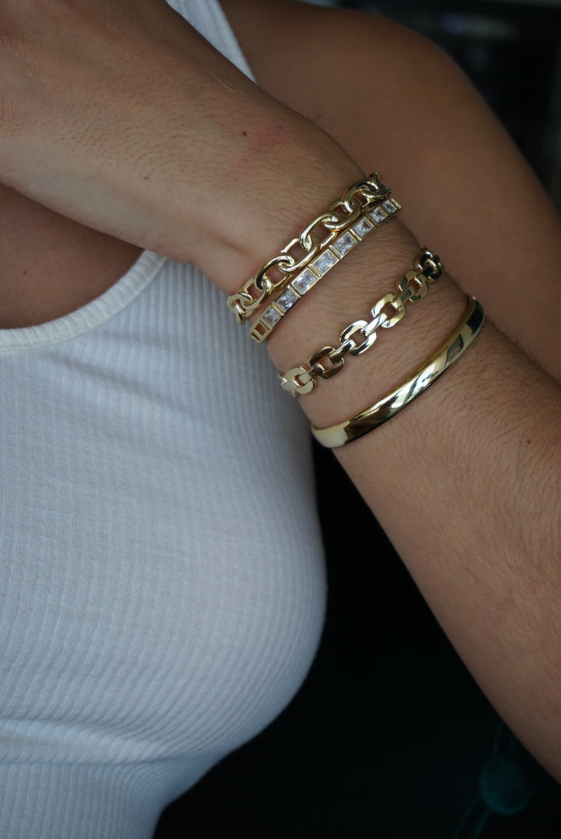 Chunky Chain link Cuff