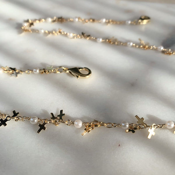 Mini Cross + Pearl Mask Chain
