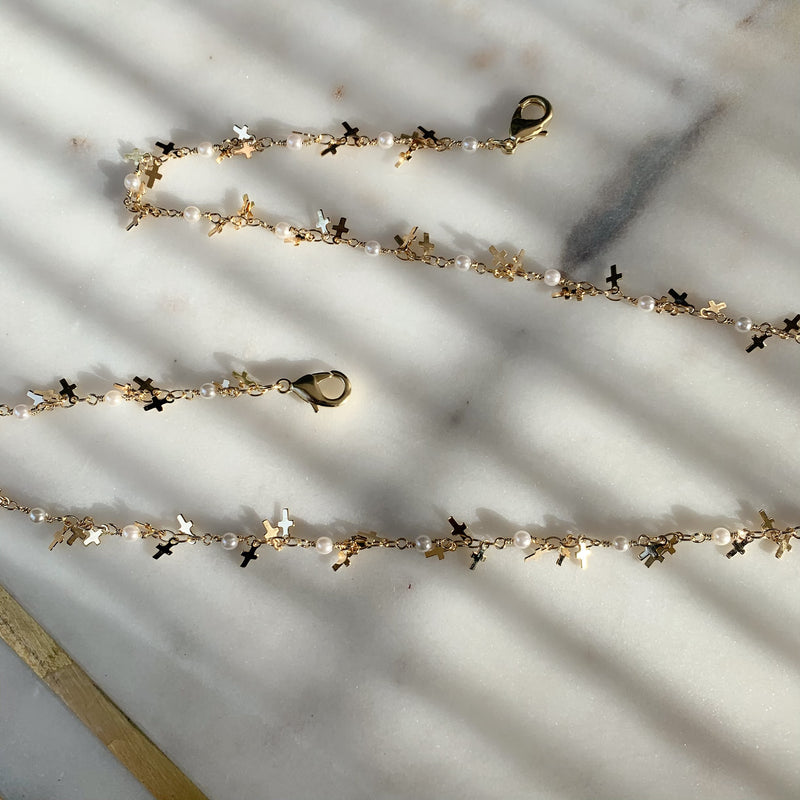 Mini Cross + Pearl Mask Chain