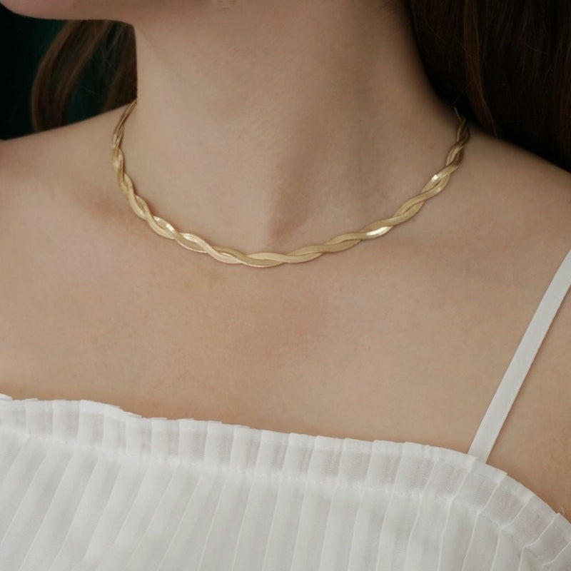 Betty’s Braided Herringbone Necklace